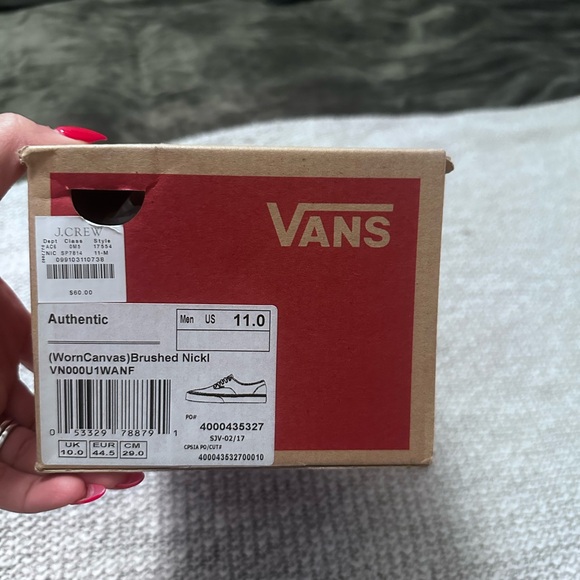 Vans - Picture 2 of 3
